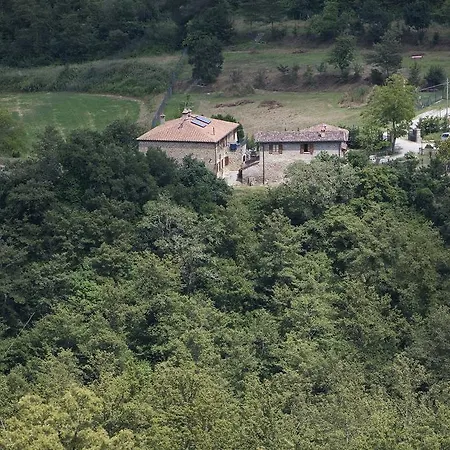 Agriturismo Il Cucciolo * 치타디카스텔로